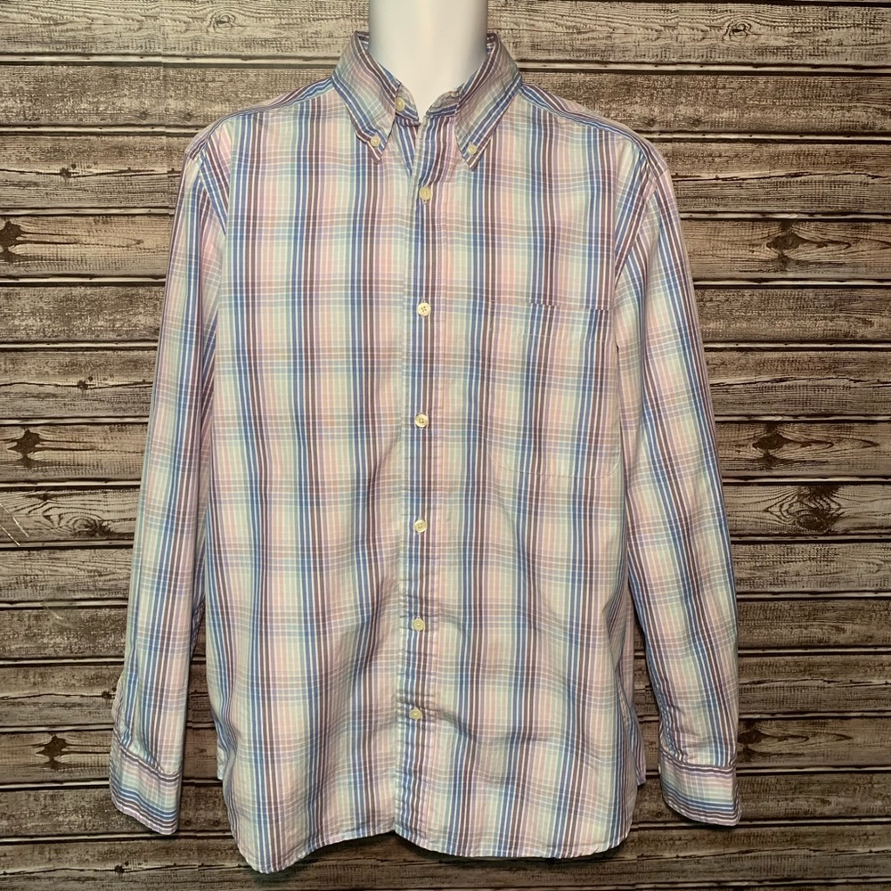 Eddie Bauer Checkered Button‎ Down Size M